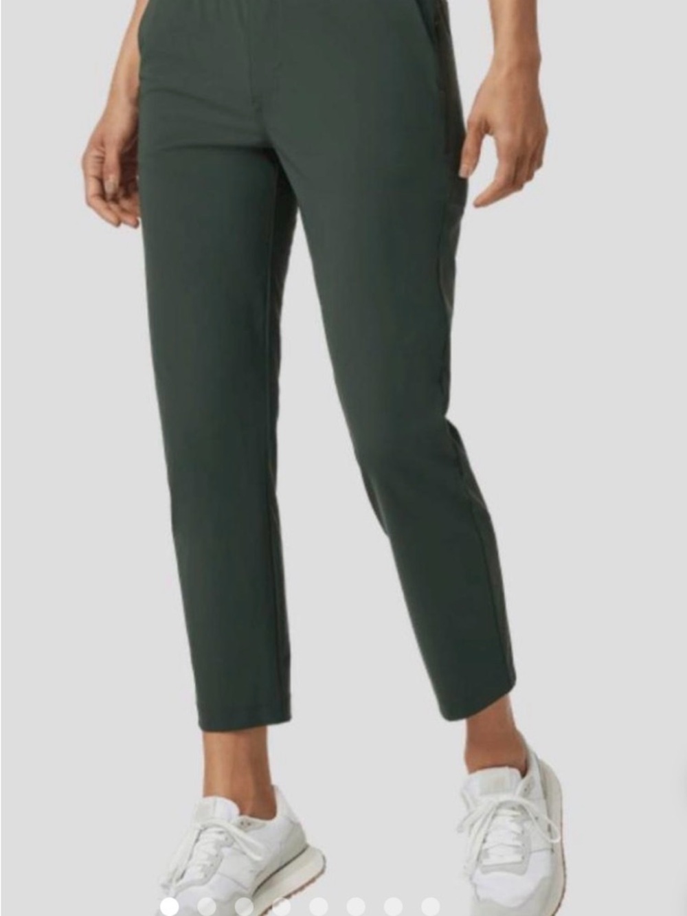 Vuori Dark Green Cropped Ankle Pants